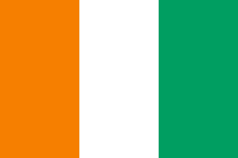 Côte d&rsquo;Ivoire : le drapeau national au sol en pleine cérémonie des couleurs? La vidéo qui fait polémique