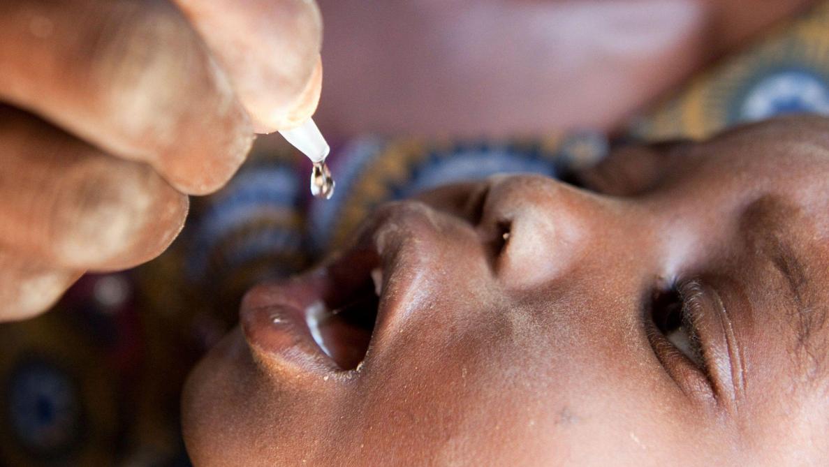 La polio est officiellement éradiquée en Afrique, selon l'OMS