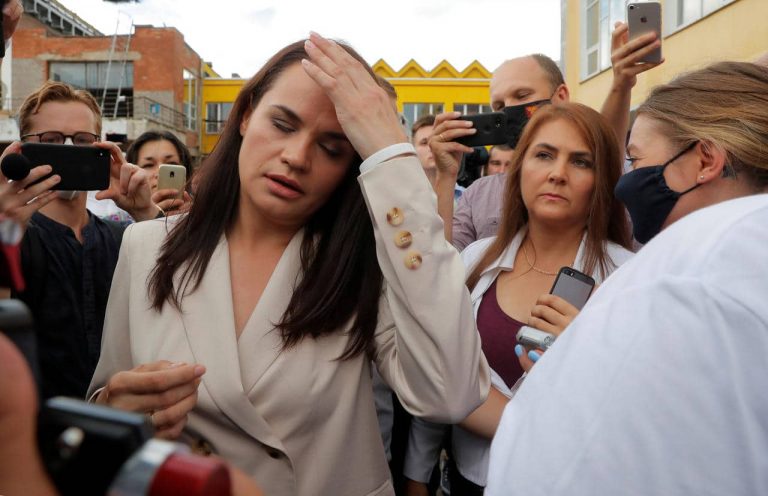 Crise en Biélorussie : l’opposante Svetlana Tikhanovskaya prête à prendre la tête du pays