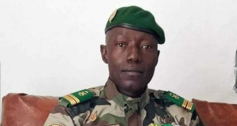 Mali: les militaires au pouvoir promettent des élections générales