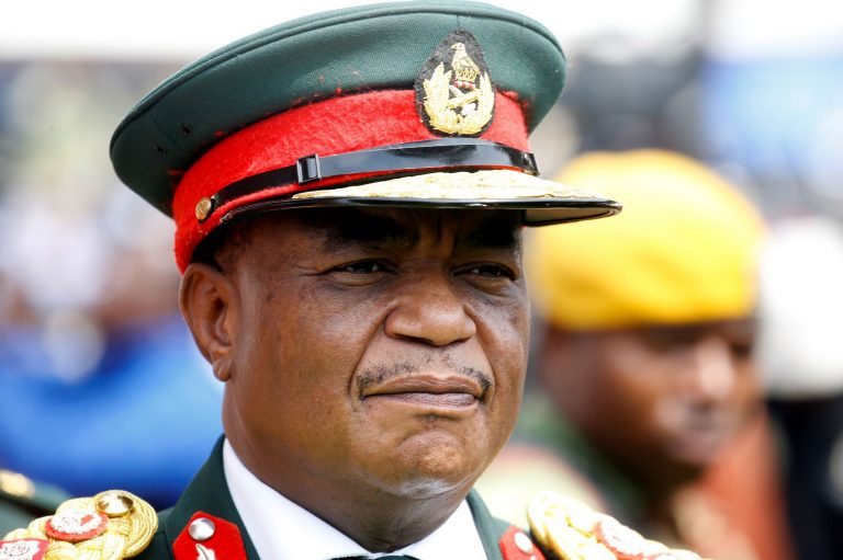 Zimbabwe: le vice-président Constantino Chiwenga nommé ministre de la Santé
