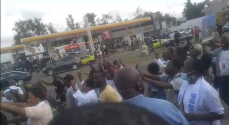 Côte d’Ivoire – Présidentielle 2020: foule de partisans de Gbagbo à la CEI