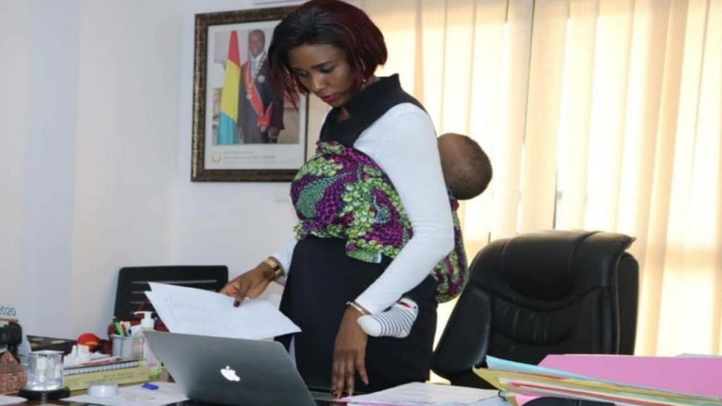 Fatou Conté, la cheffe de cabinet du ministère des sports @ yitane