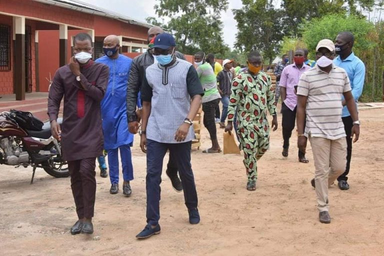 Présidentielle 2021 au Bénin: Joël Aïvo dans une balade futuriste, selon Soulemane Naïmi