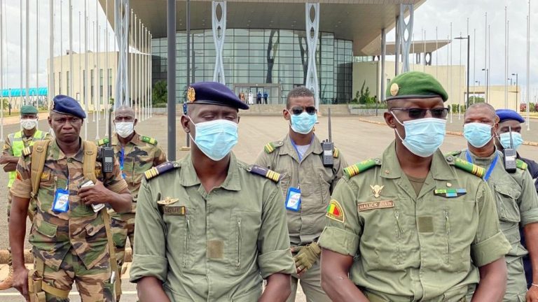 Mali – Transition militaire ou civile: «Toutes les options sont sur la table», colonel Wagué