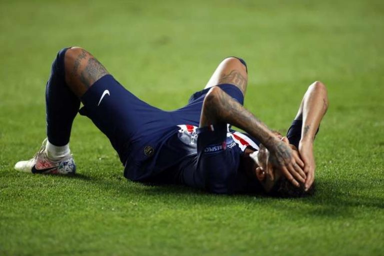 Vidéo : pourquoi les français célèbrent la défaite du PSG?