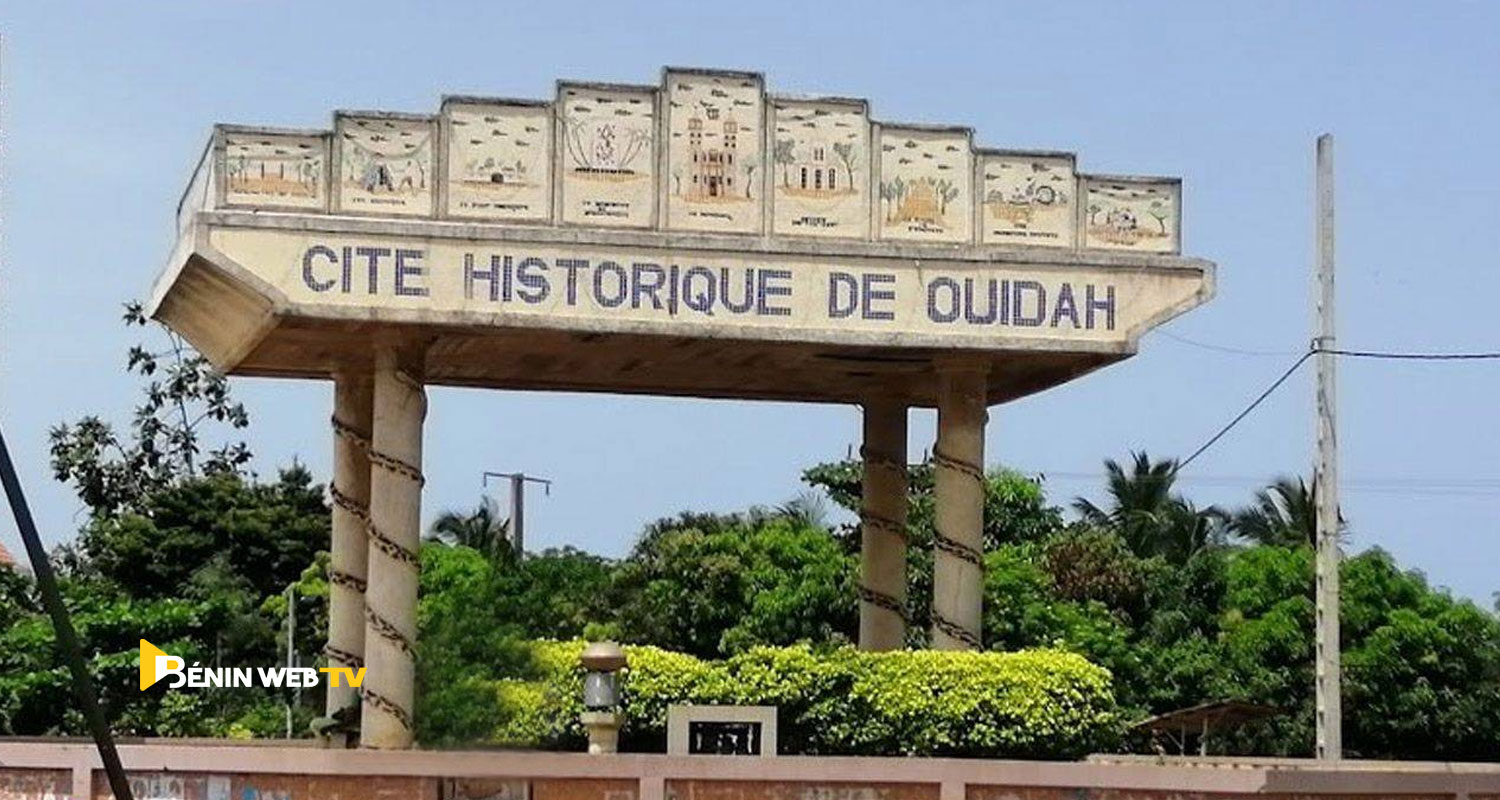 Ouidah, ville du sud du Bénin connue pour son rôle dans la traite des esclaves de l'Atlantique du XVIIe au XIXe siècle. © Bénin Web TV