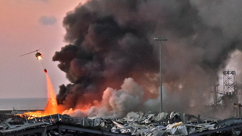 Scènes d’apocalypse à Beyrouth: 2 750 tonnes de nitrate d’ammonium à l’origine des explosions