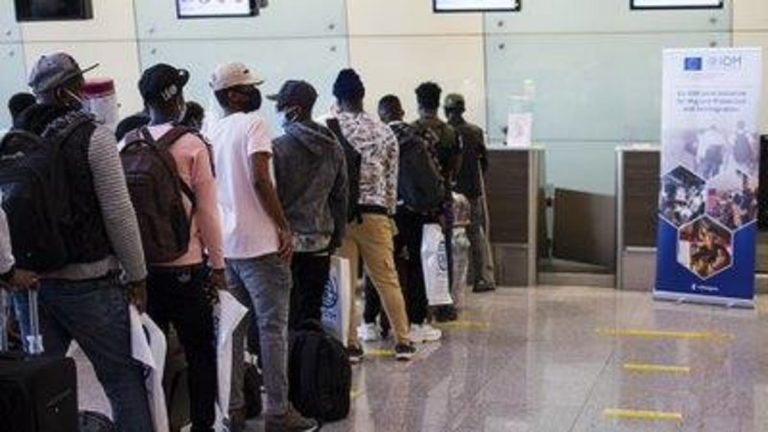L’Algérie rapatrie plus d’une centaine de ressortissants ivoiriens, guinées et libériens (OIM)