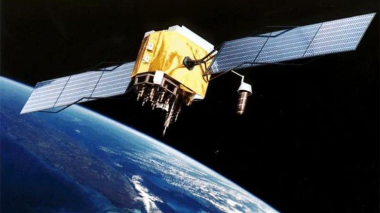 Le second satellite télécoms angolais Angosat-2 sera lancé en 2022 par la Russie