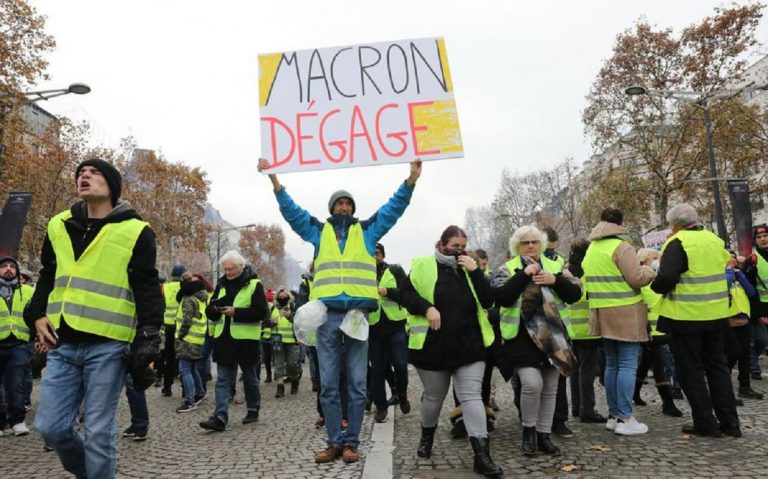 France: les Gilets jaunes refont surface et annoncent leur grand retour ce weekend