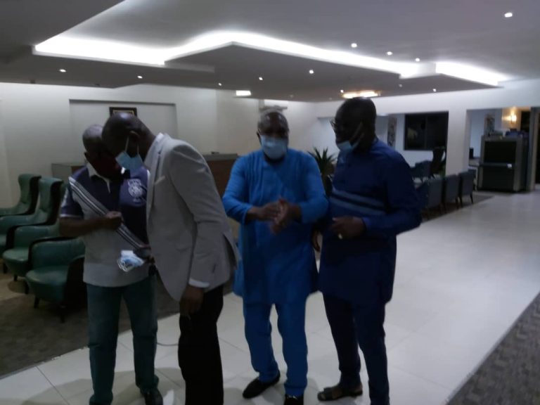 Bénin: parti en France pour des soins, Luc Atrokpo est rentré ce dimanche au bercail