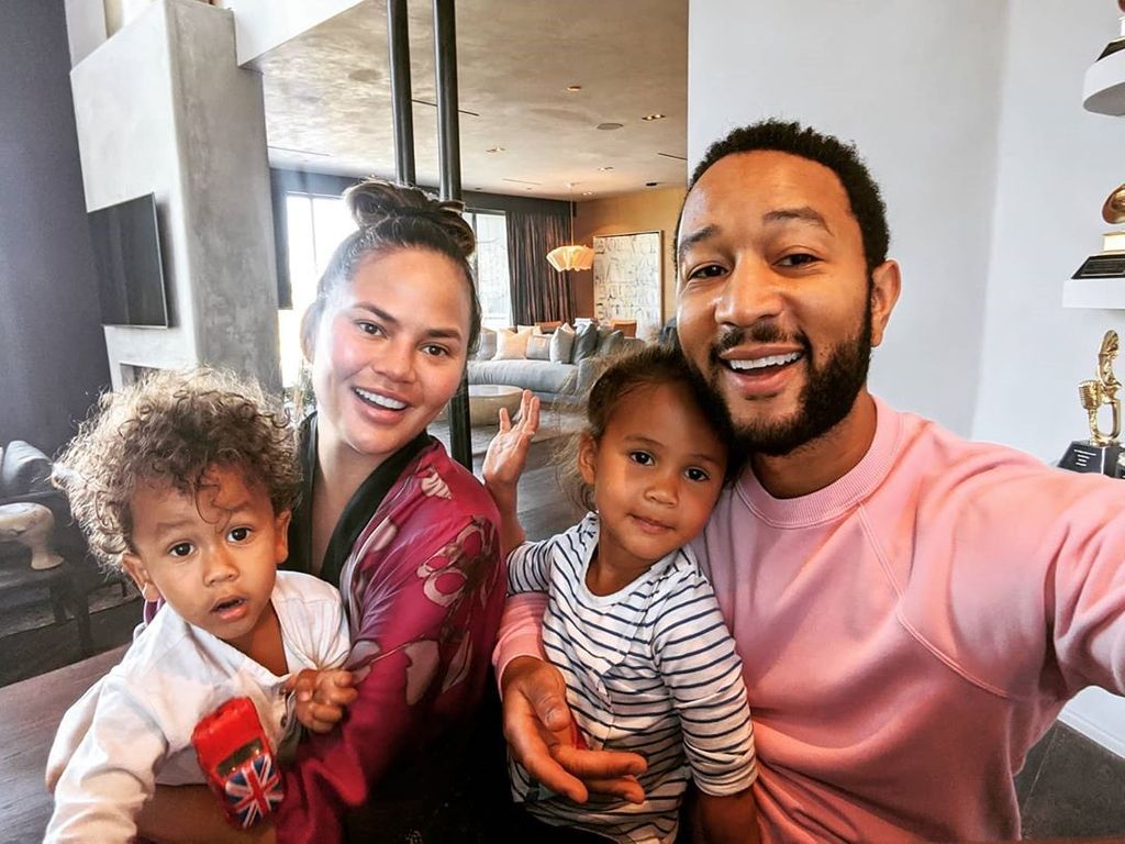 John Legend et son épouse Chrissy Teigen @ Closer