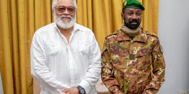 Crise malienne: l’ex-président du Ghana Jerry Rawlings rencontre le Colonel Goita et lance un pic à la CEDEAO