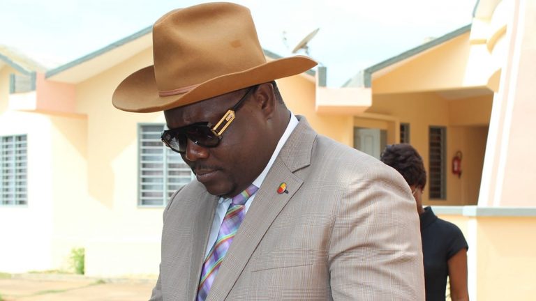 Bénin: la leçon de droit administratif de Modeste Toboula à Frédéric Joël Aïvo