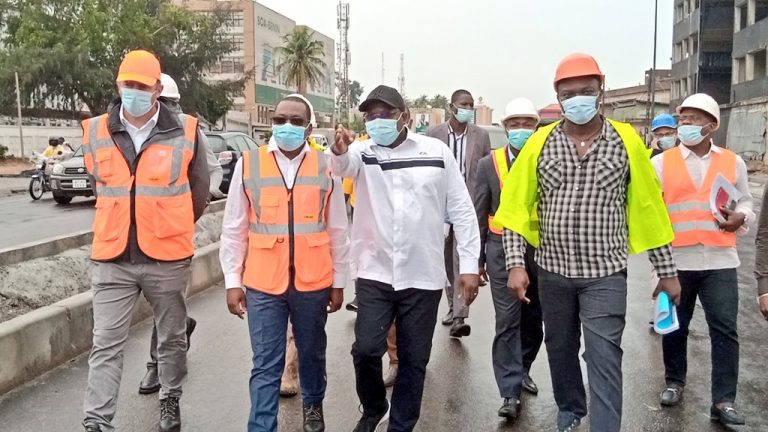 Bénin: descente du ministre Hervé Hêhomey sur les chantiers du boulevard de la Marina