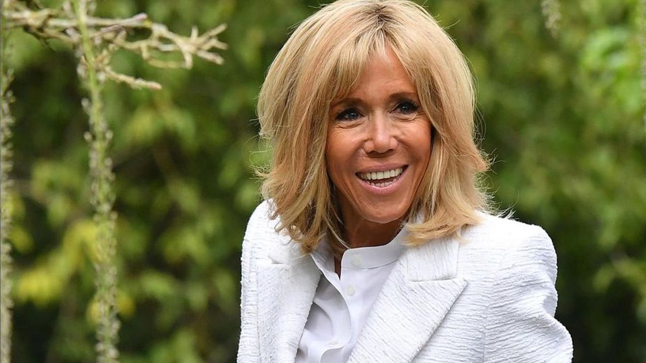 Brigitte Macron va enseigner le français et la littérature à des adultes non diplômés. REUTERS/Pool/Christian Liewig