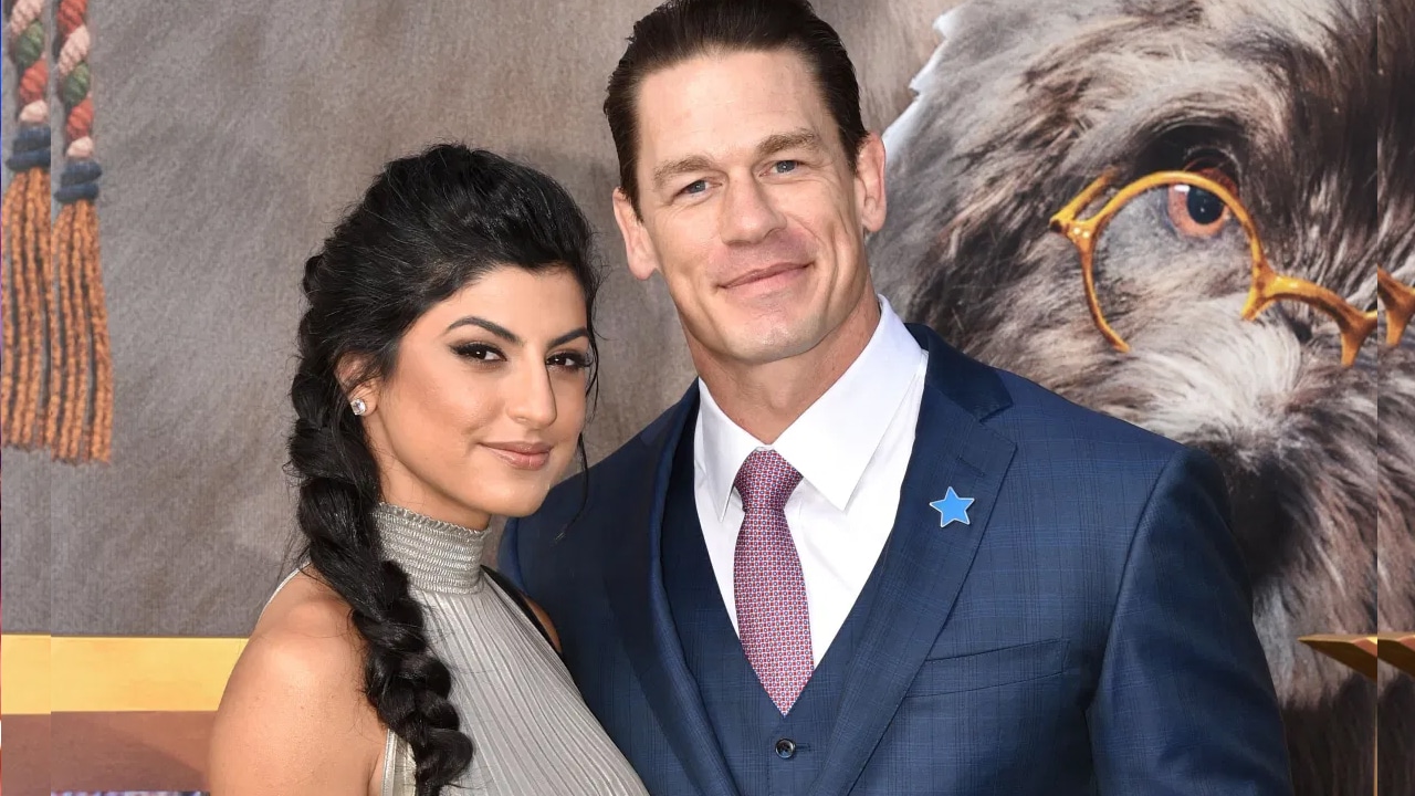 John Cena secrètement et Shay Shariatzadeh Créateur : Shutterstock | Crédits : Shutterstock Droits d'auteur : Copyright (c) 2020 Shutterstock. No use without permission.