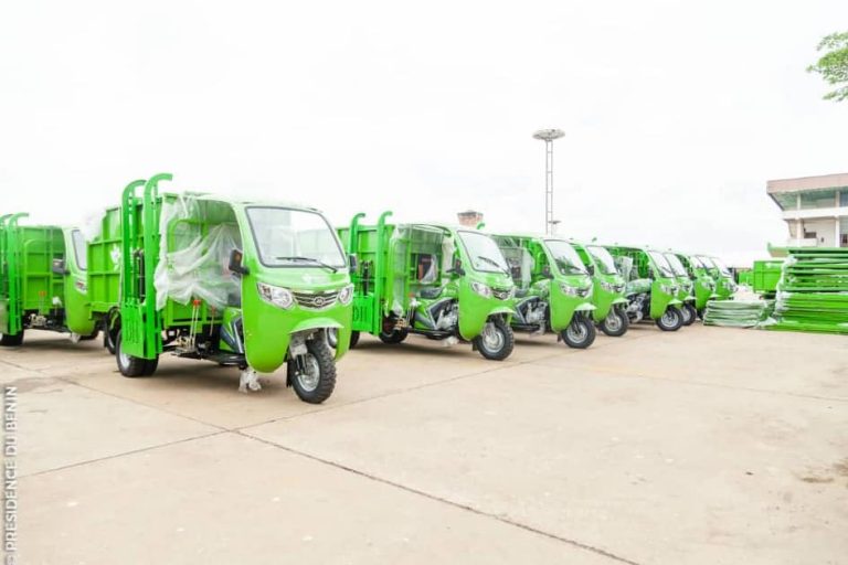 Bénin – Assainissement dans le Grand Nokoué: 550 tricycles acquis par la SGDS_GN