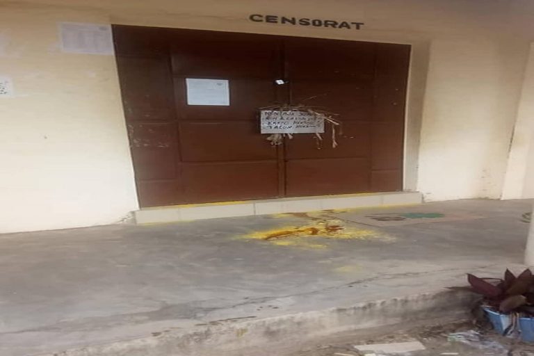 Bénin: le « Zangbéto » utilisé contre les 30h de cours, attribuées aux enseignants aspirants