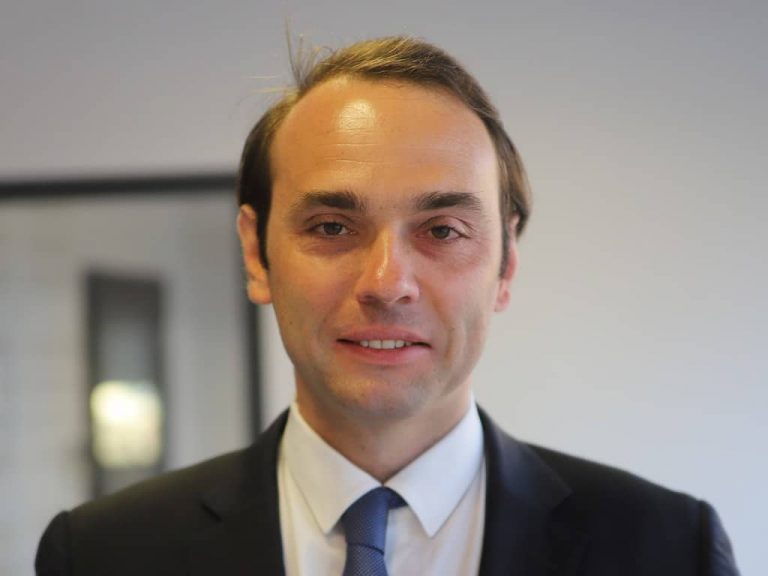 France: un maire menacé de décapitation
