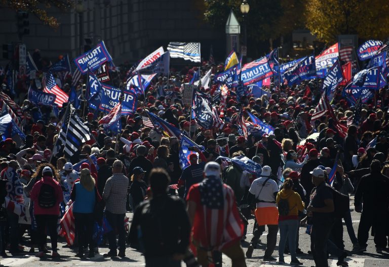 Washington: gigantesque marche de soutien à Donald Trump (Vidéo)
