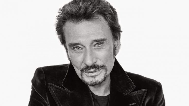 Johnny Hallyday: une mèche de ses cheveux mise aux enchères, voici le prix de vente