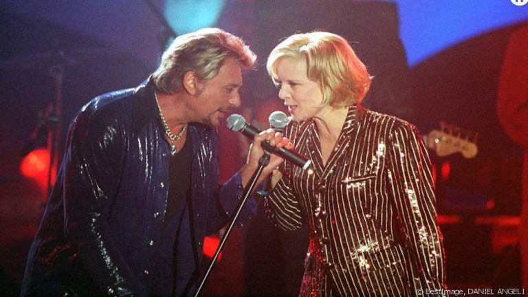 Grave accident de la route de Johnny Hallyday: Sylvie Vartan passe à travers le pare-brise