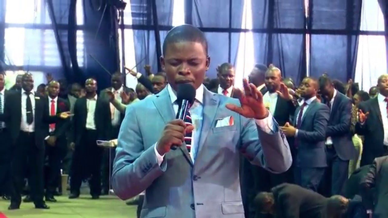 le prédicateur milliardaire Shepherd Bushiri s'enfuit au Malawi pour échapper à la justice