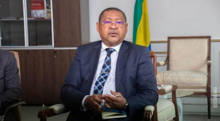 Gabon: démission du ministre de l’économie sur fond de corruption à haute dose