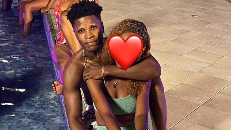 Togo: Santrinos Raphael en couple avec Monica? Voici ce que cache l&rsquo;artiste (photos)