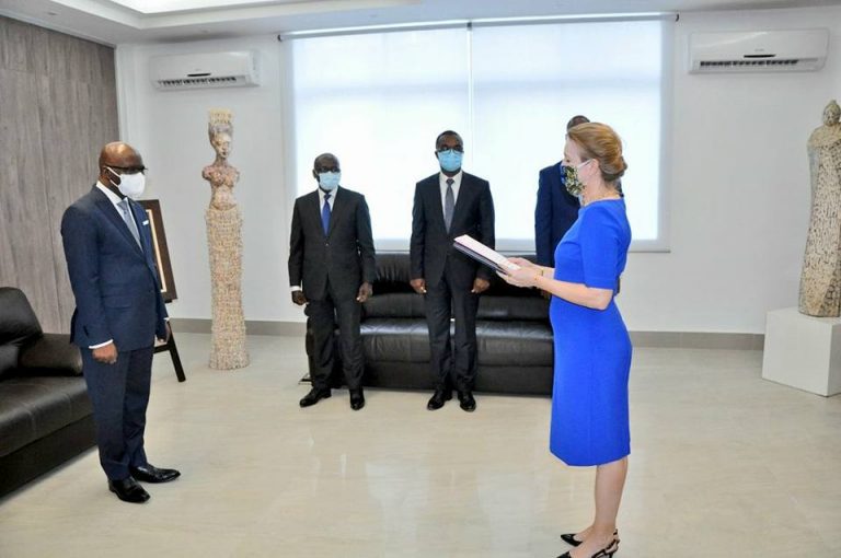 Bénin: Sylvia Hartleif remplace Oliver Nette à la tête de la Délégation de l&rsquo;UE