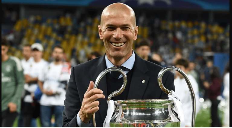 Ballon d&rsquo;or Dream Team: Ronaldo rend hommage à Zinedine Zidane