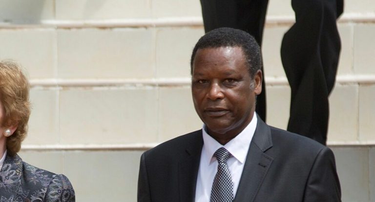 L&rsquo;ex-président Buyoya inhumé au Mali, loin de son Burundi natal