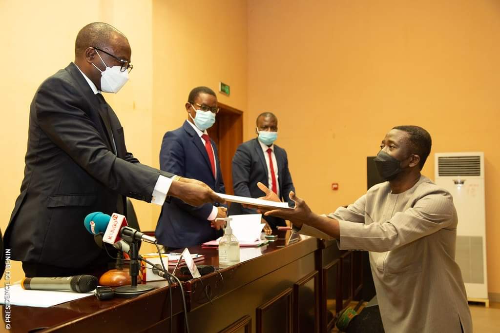 Le ministre Kakpo Mahougnon et les chefs d'établissements