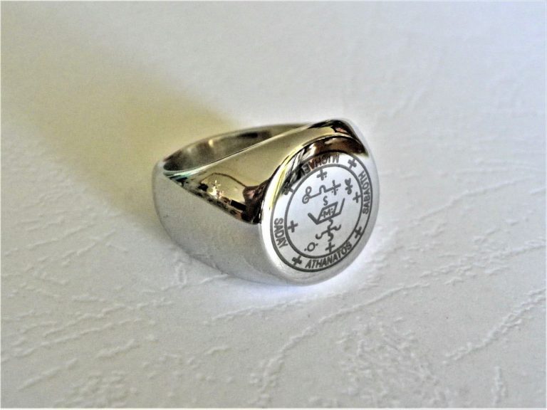 Côte d&rsquo;Ivoire: un an de prison pour une offre de bague magique