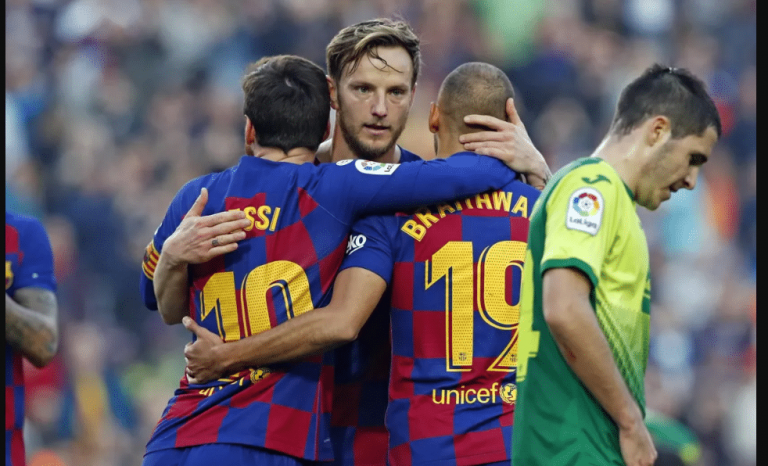 Liga: le Barça déroule à Séville et met la pression sur le Real Madrid