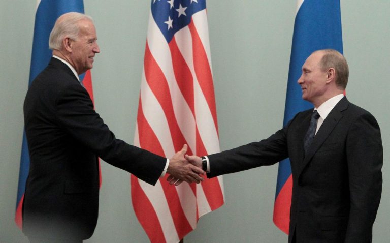 Vladimir Poutine à Joe Biden «les bonnes relations russo-américaines profiteraient à tout le monde»