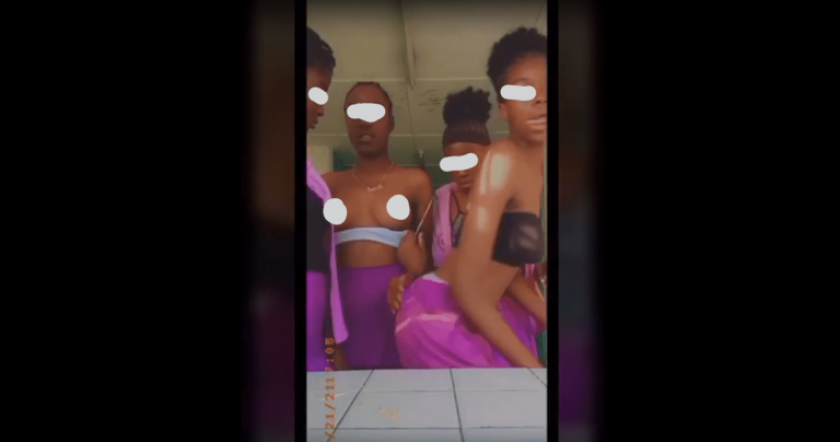 Gabon: des élèves, seins nus, faisant du twerk, provoquent l&rsquo;ire du gouvernement (Photos)