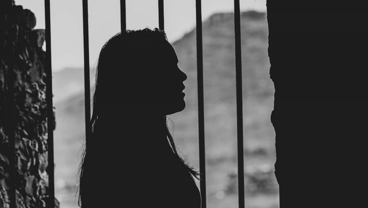 Femme en prison