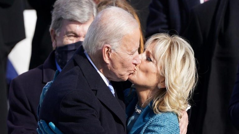 « Pas de chambres séparées pour Joé et Jill Biden à la Maison-Blanche », Donald et Melania Trump irrités?