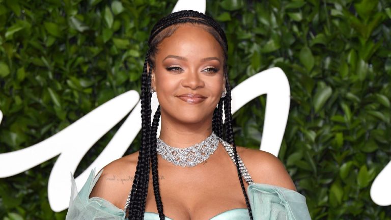 Rihanna célèbre avec class le départ de Donald Trump