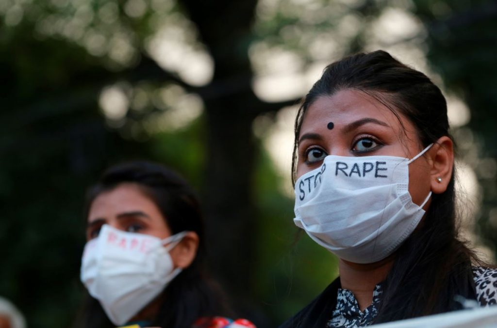 Inde: le président de la Cour suprême propose à un violeur présumé d’épouser sa victime