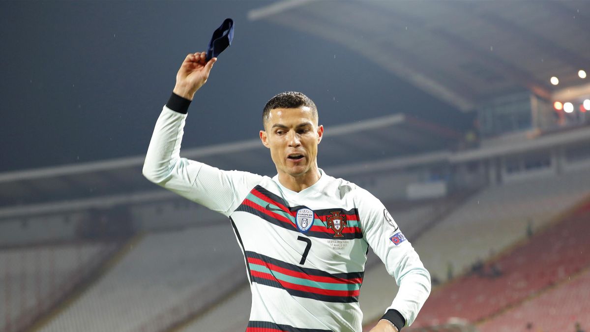 Serbie – Portugal: l’arbitre qui a refusé le but de Cristiano Ronaldo s’est excusé